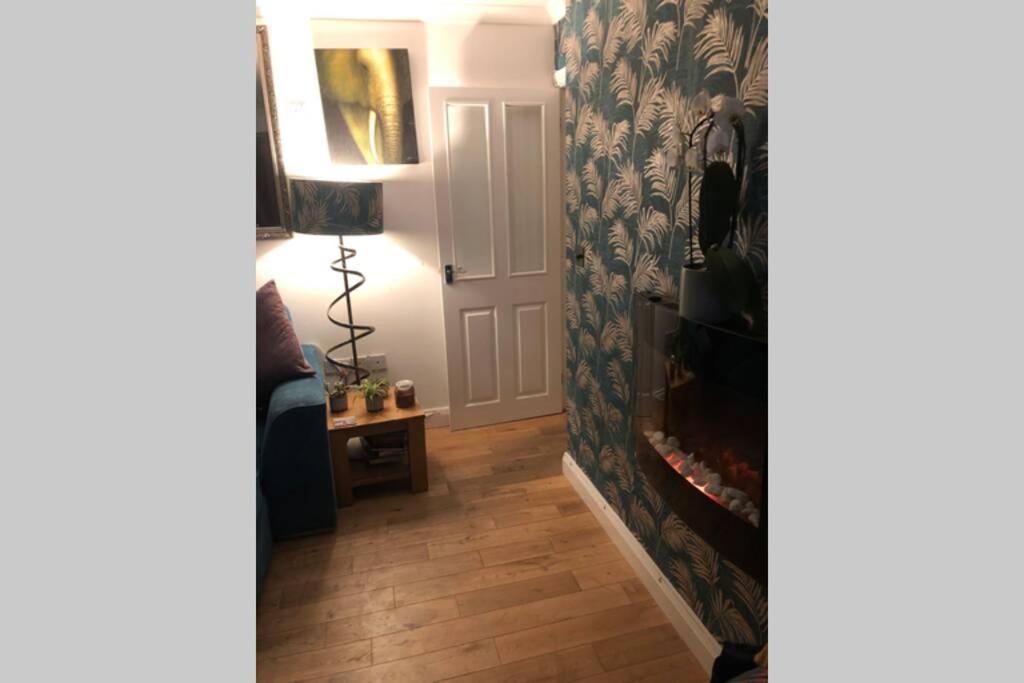 Six By The Sea - 2 Bed House - A Little Something For Everyone Saint Columb Minor Exterior photo