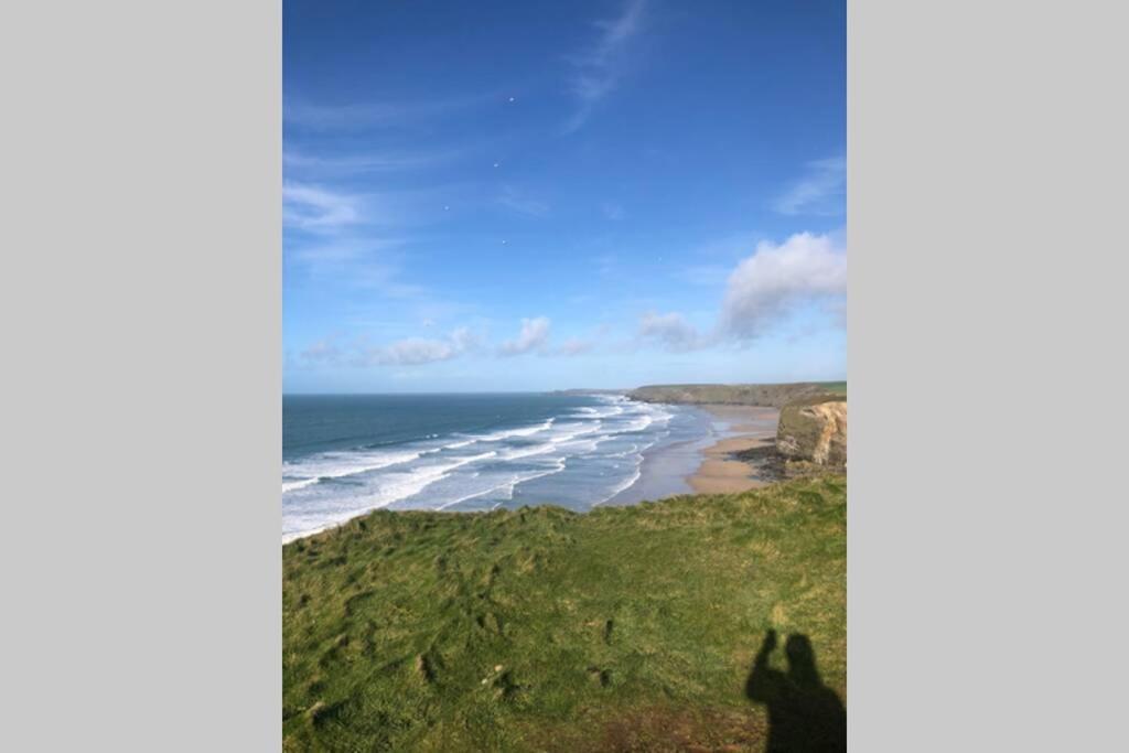 Six By The Sea - 2 Bed House - A Little Something For Everyone Saint Columb Minor Exterior photo