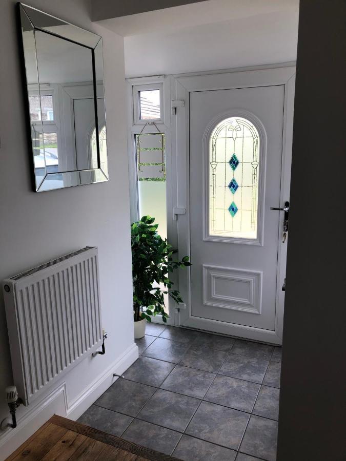Six By The Sea - 2 Bed House - A Little Something For Everyone Saint Columb Minor Exterior photo